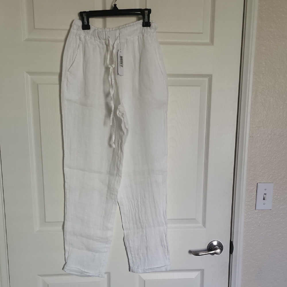 One Size. White Relaxed Fit Linen with Drawstring Waist